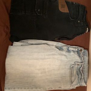 Carpenter pants + baggy light washed jeans